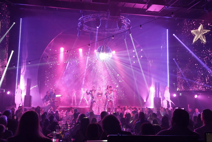 ABBA Celebration : Un voyage émotionnel et festif à l'Espace St-Denis